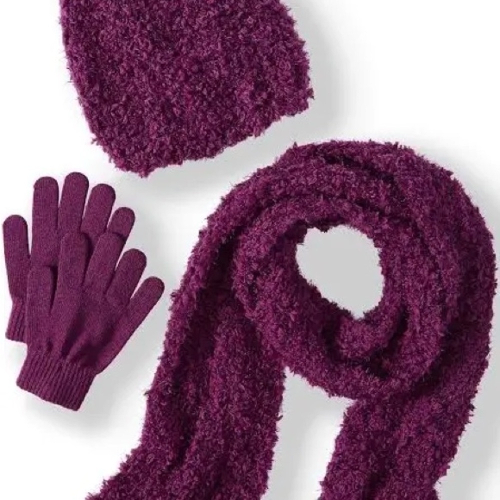 Girl’s 3pc Purple winter set a soft, fuzzy texture: Gloves, Scarf & matching hat